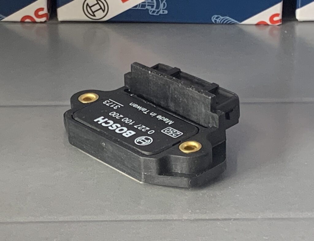 イグニッションモジュール スイッチ 348 F355 Mondial フェラーリ Ferrari 点火 Bosch 純正 OEM