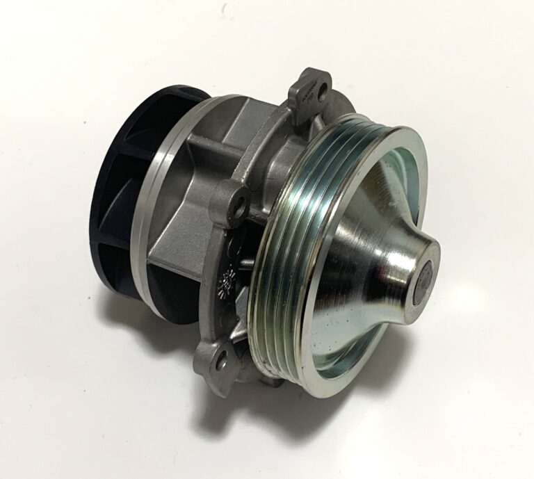 ウオーターポンプ マセラティ グラントゥーリズモ Maserati Granturismo Water Pump